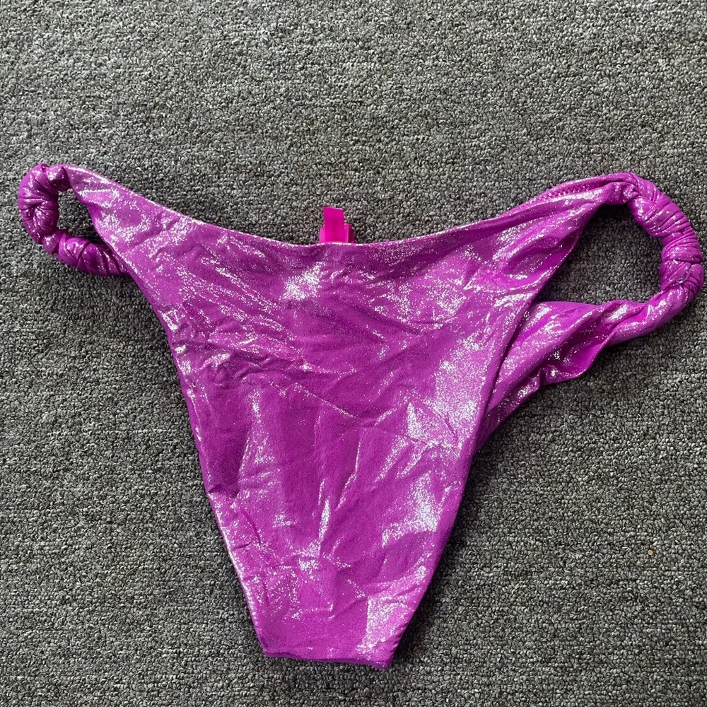 NWT Skims Liquid Shine‎ Swim Knotted Cheeky Tanga Bottom - Lollipop Pink Size XL